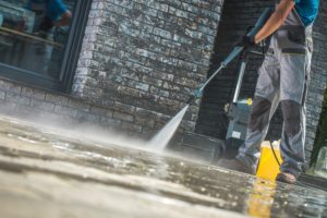 Benefits of Pressure Washing Before Spring