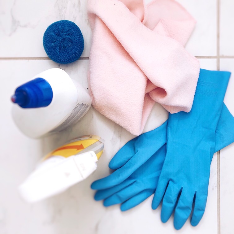 Regular Cleaning Tips to Save you Time - Regency Cleaning - Commercial Cleaning Company - Featured Image