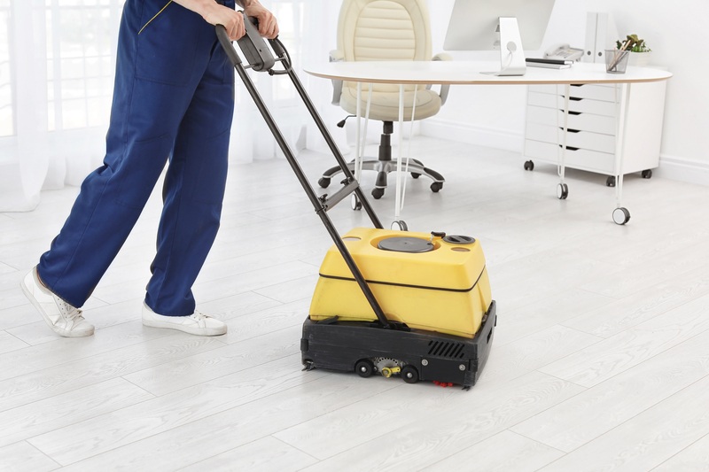 Auto-Scrubbers for Retail Floors